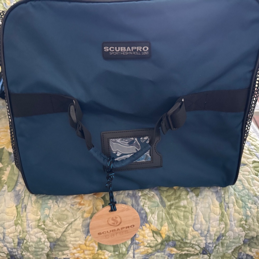 ScubaPro Mesh Roller Bag - Picture 7 of 7
